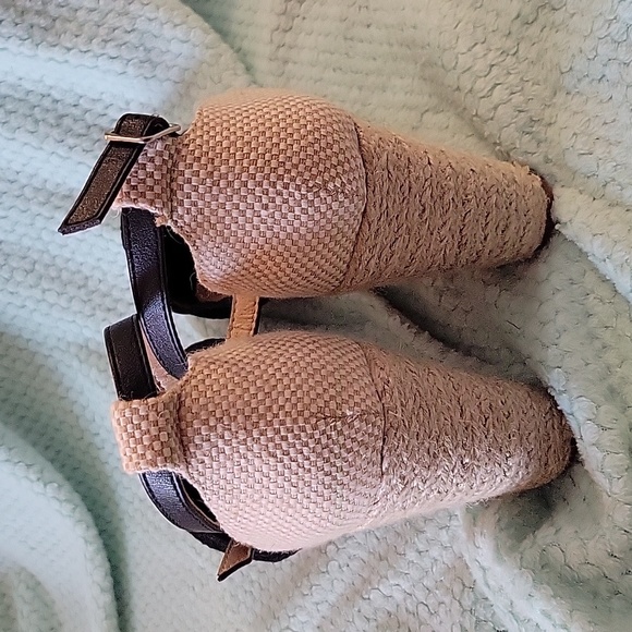 Torrid wedges NWOT - Picture 3 of 5